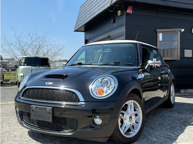 MINI　クーパーS　2009年式　ブラックツートン